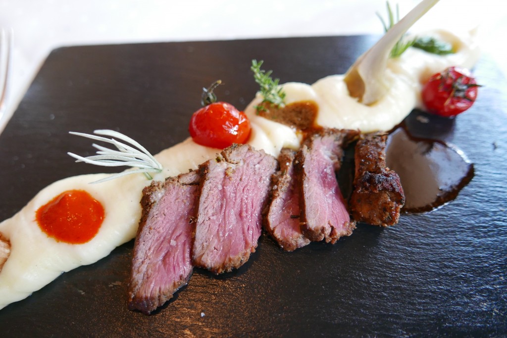 Gigot d'agneau et pommes de terre © G¨