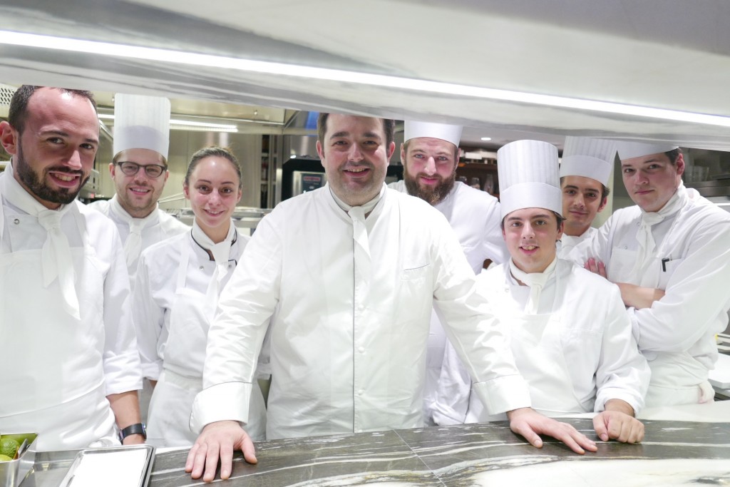 Jean-François Piège en cuisine © GP