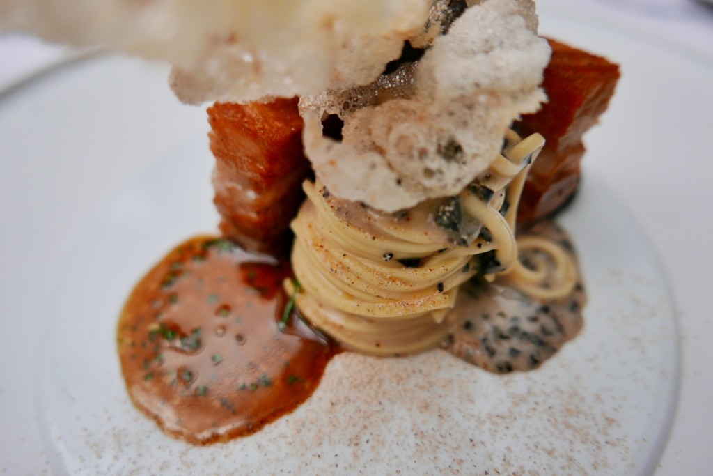 Spaghetti, truffe, poitrine de cochon © GP