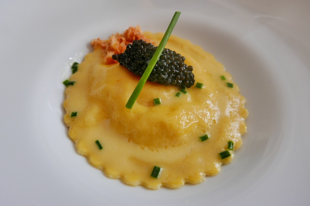 Ravioli à l'oeuf et caviar © GP