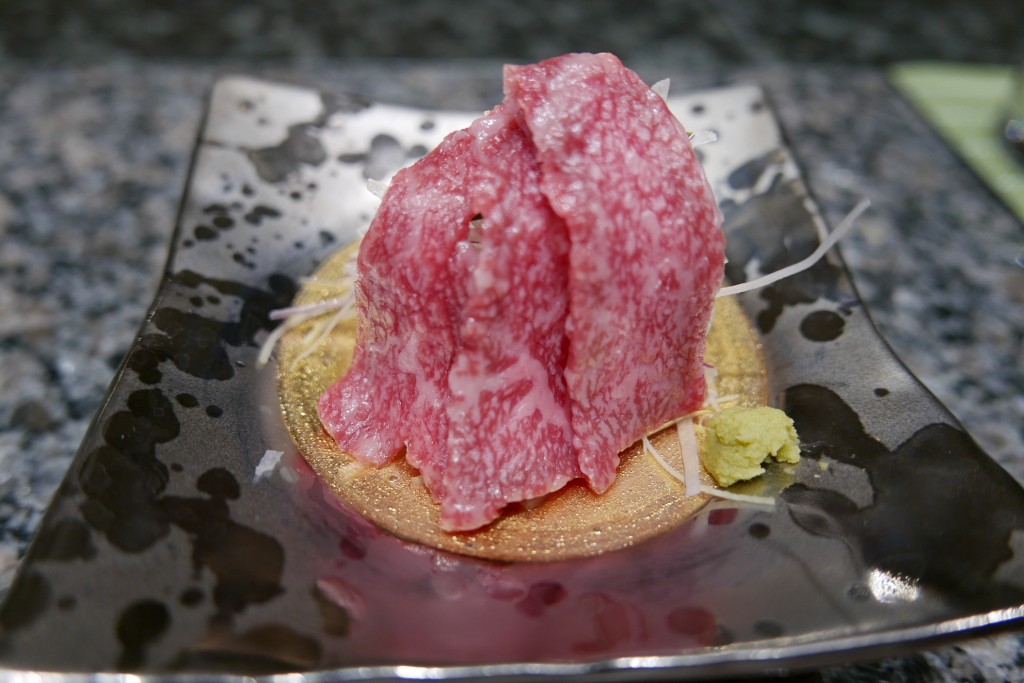 Sashimi de boeuf de Kobé © GP