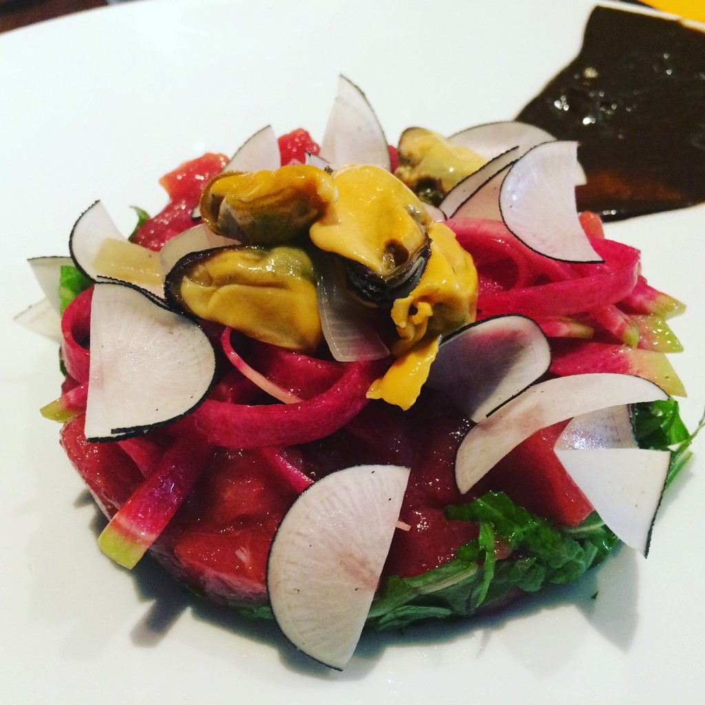 Tartare de ton, radis, avocat © GP