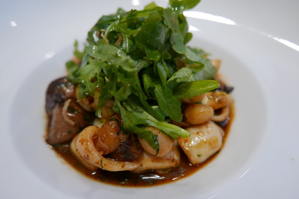 Fricassée de calamars et cocos de Paimpol © GP
