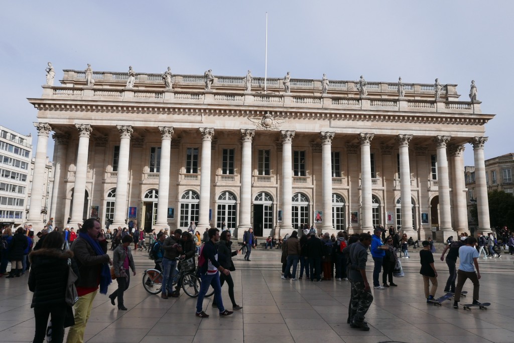 Le Grand Théâtre en vis à vis © GP