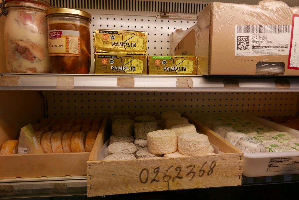 Fromages et beurre © GP