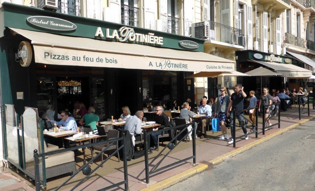 Façade © AA