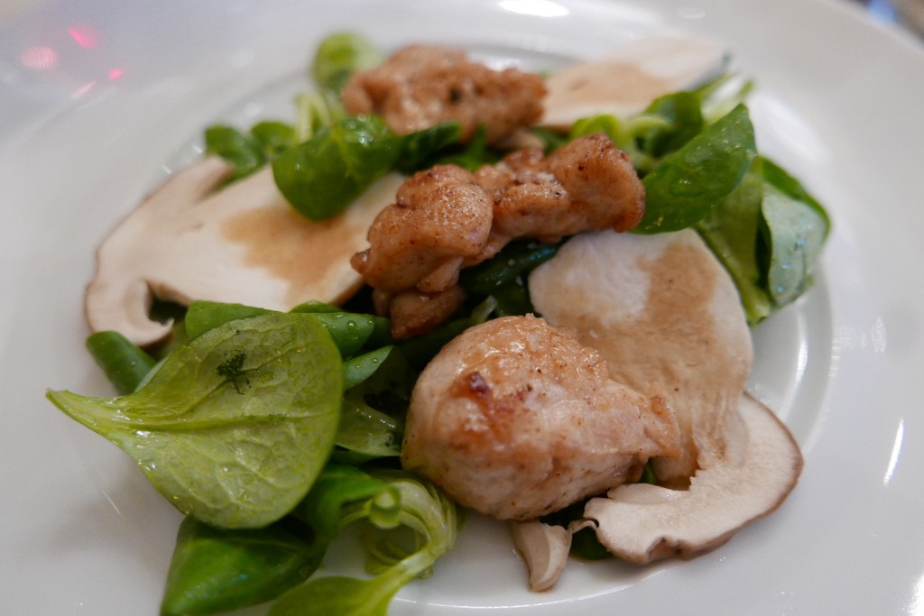Salade mâche, ris de veau et cèpes © GP