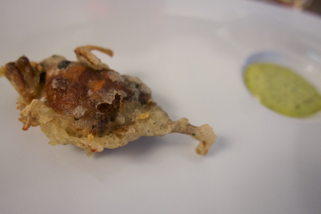 Petits crabes mous frits © GP