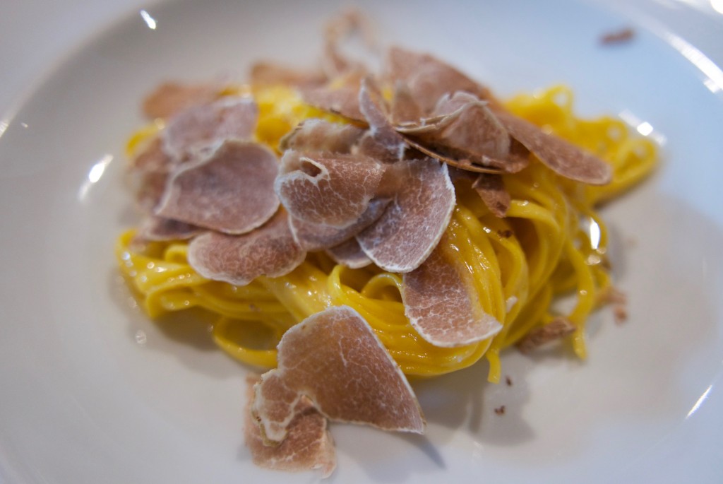 Tagliatelle aux truffes blanches © GP