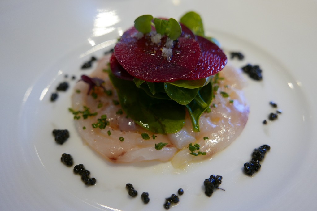 Tartare de loup au caviar © GP