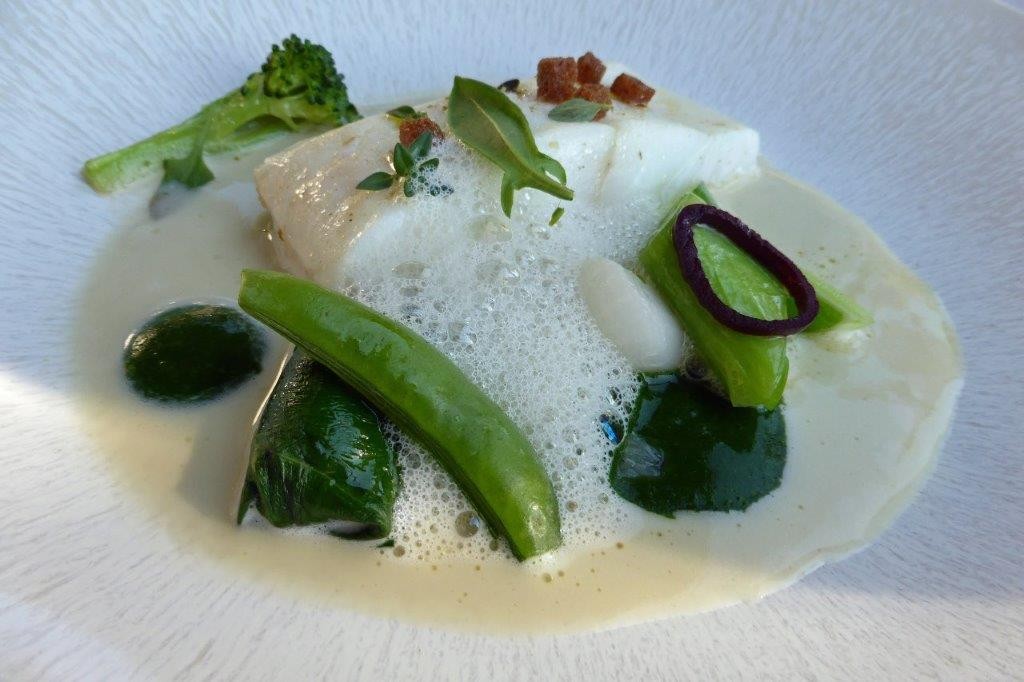 Turbot, écume iodée au combawa © AA