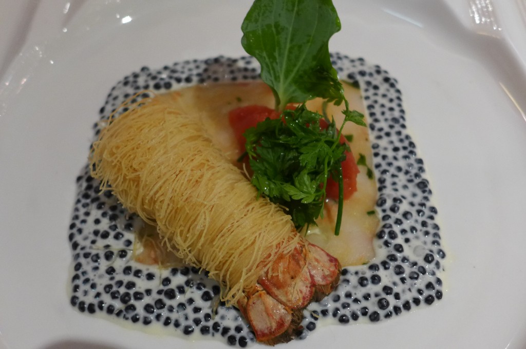 Langoustines, vermicelles, crème de caviar © GP