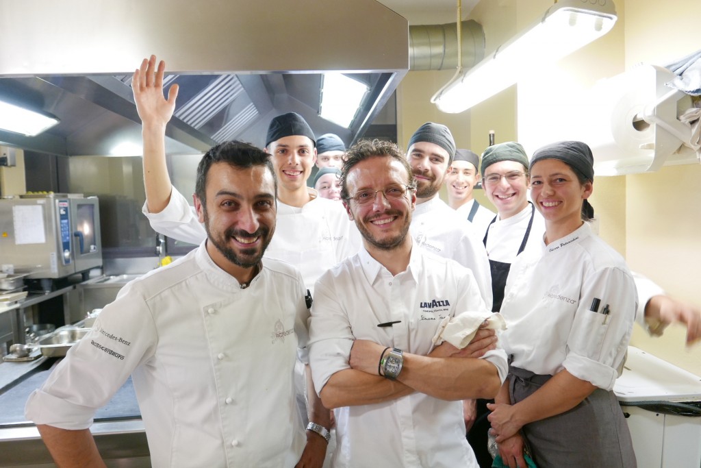 Igor Macchia et Simone Zanoni avec toute l'équipe © GP