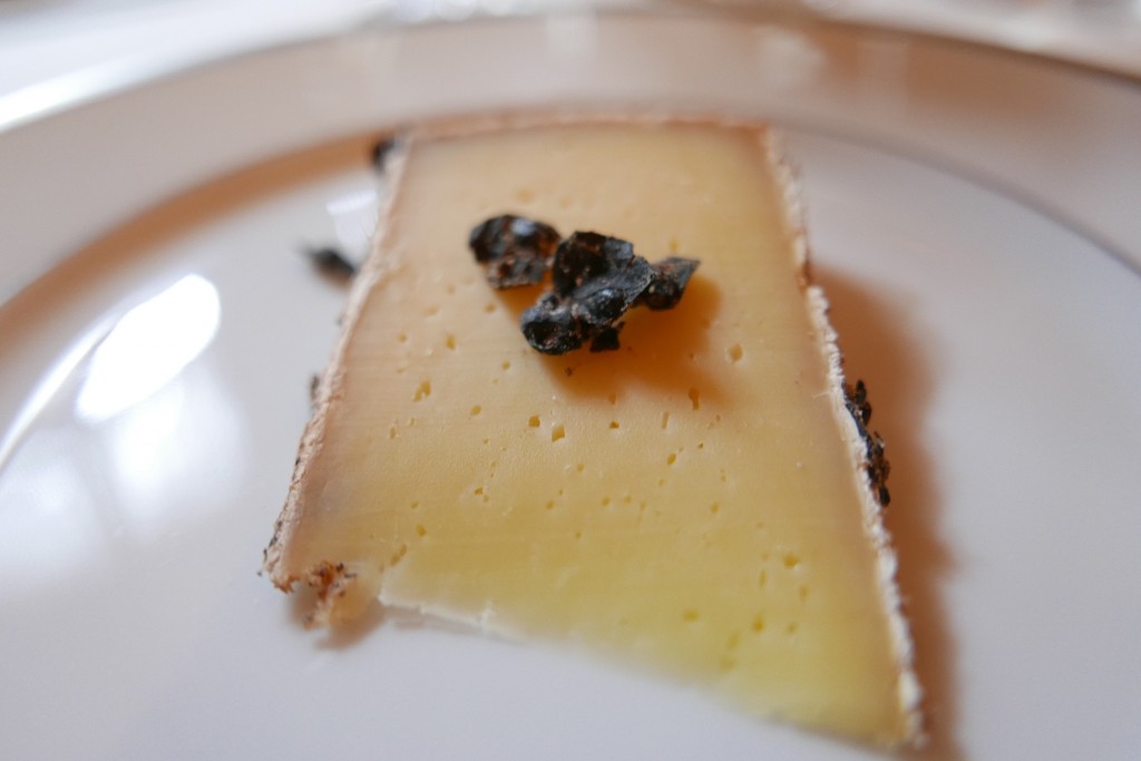 Tomme au marc de raisin © GP
