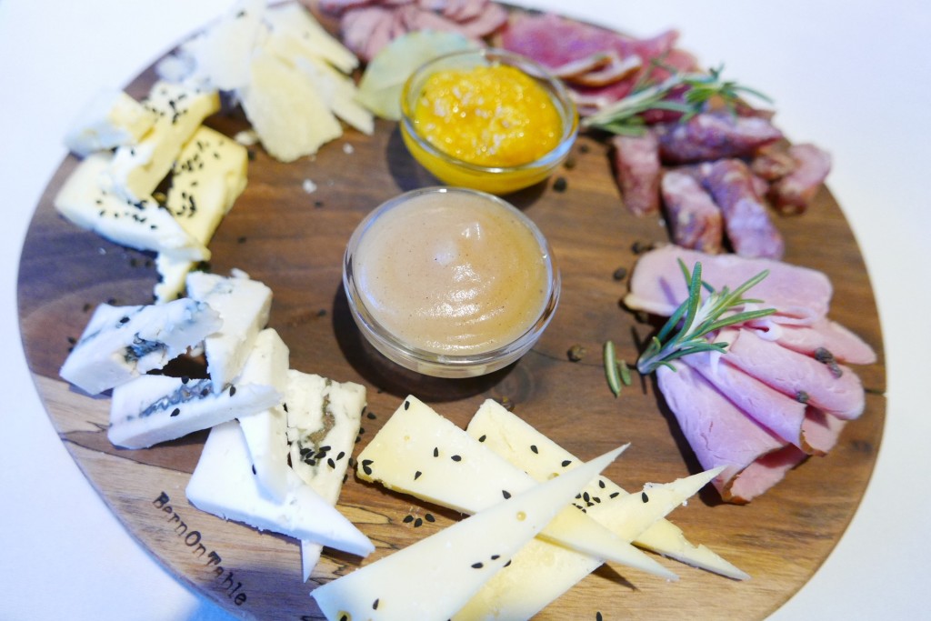 Planche de produits fermiers © GP