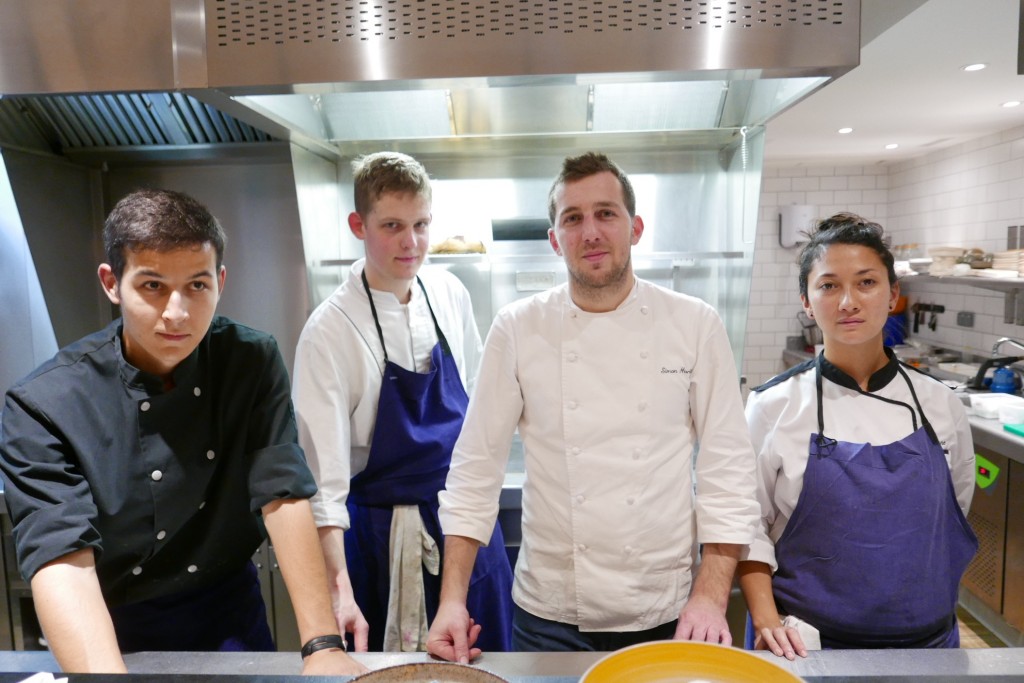 L'équipe en cuisine © GP