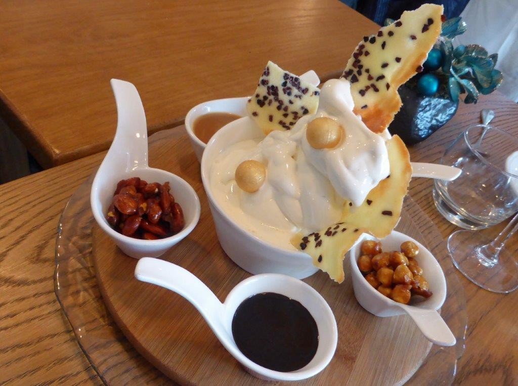 Glace Family Style © AA