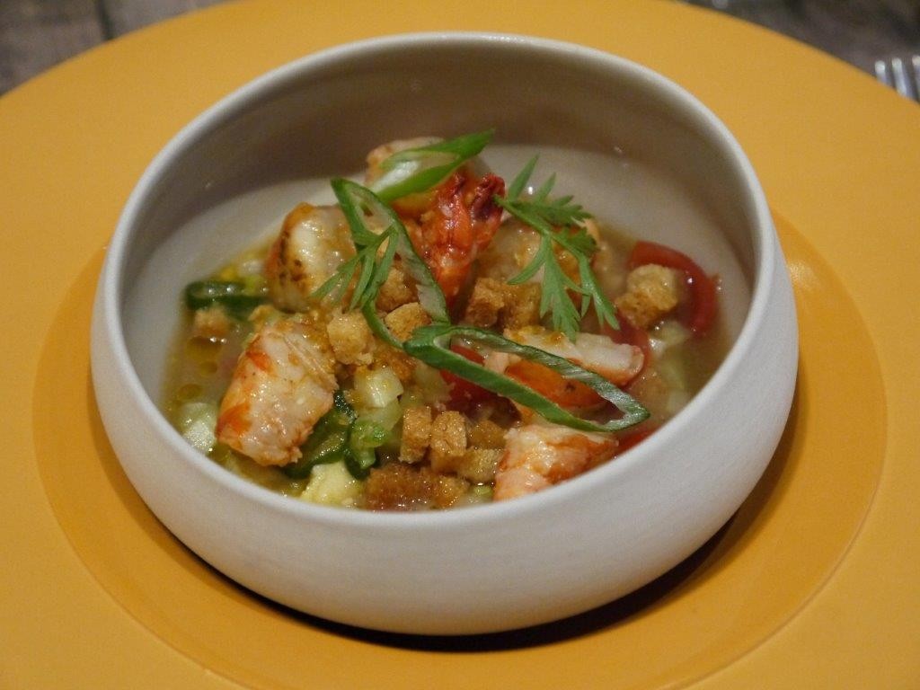 Gambas, houmous © AA