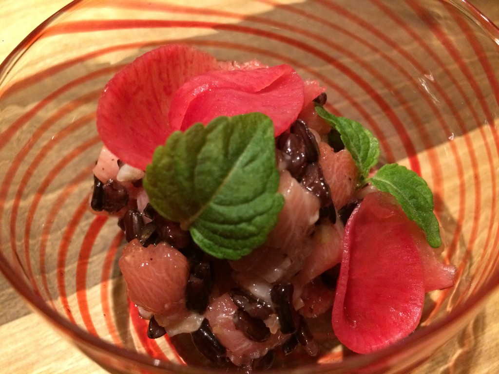 Tartare de thon au riz noir vénéré © GP