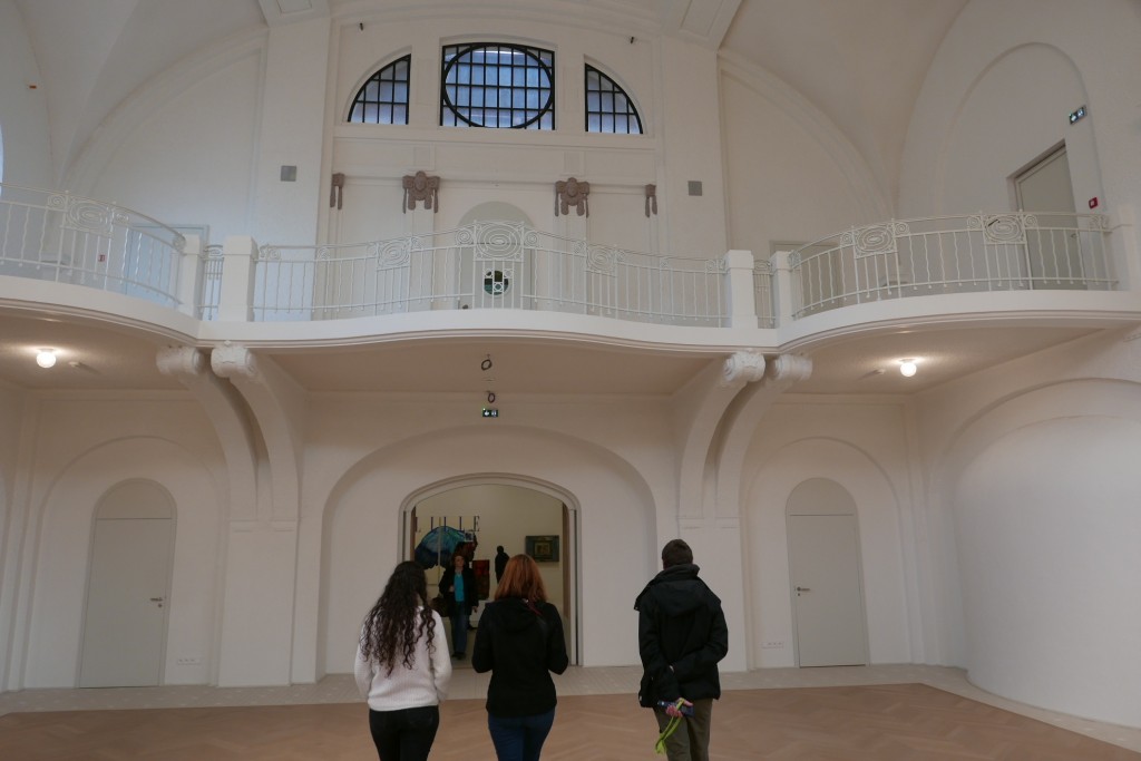 Nouvel espace dans les BainsMunicipaux © GP