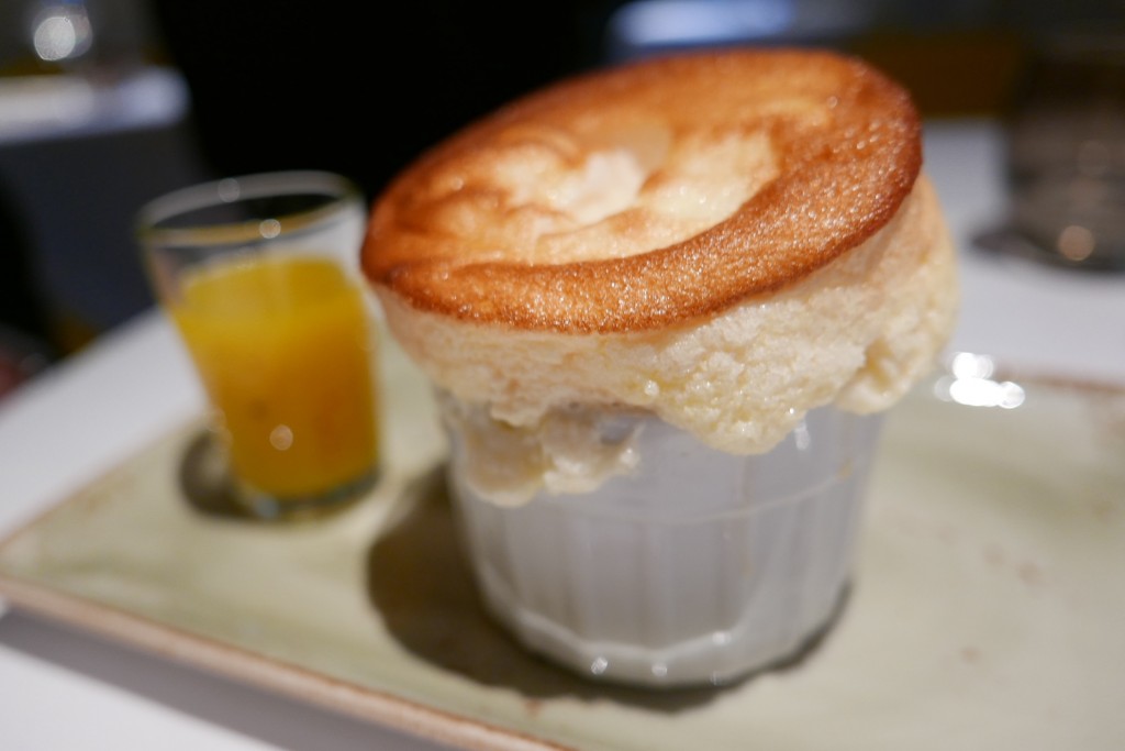 Soufflé chaud aux fruits exotiques © GP