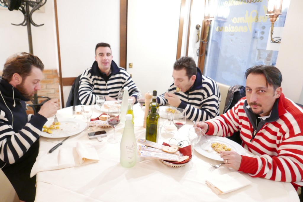 A la table des gondoliers © GP