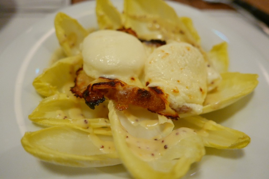 Chèvre gratiné aux endives © GP