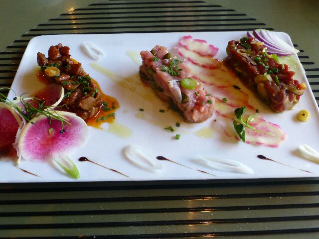 Tartare de boeuf, de veau et de canard © DC