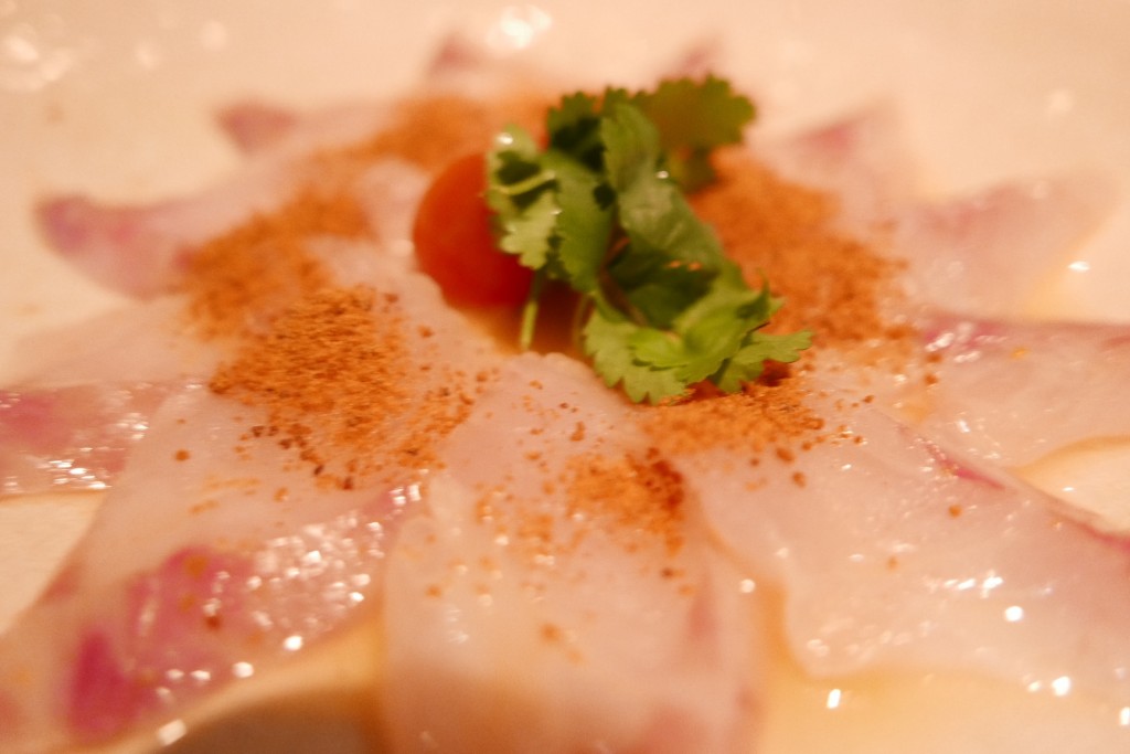 Tiradito de bar aux agrumes © GP