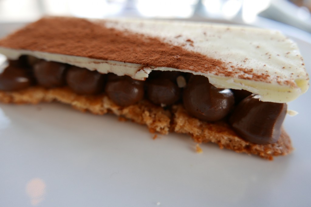 Croustillant sésame, crémeux chocolat © GP