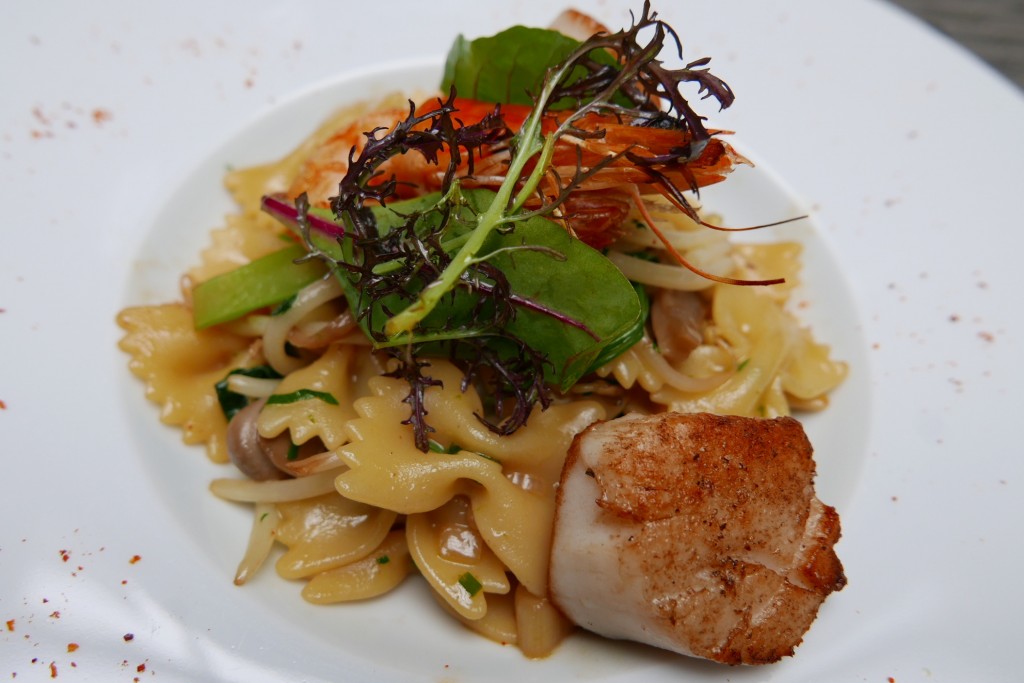 Farfalle aux saint-jacques © GP