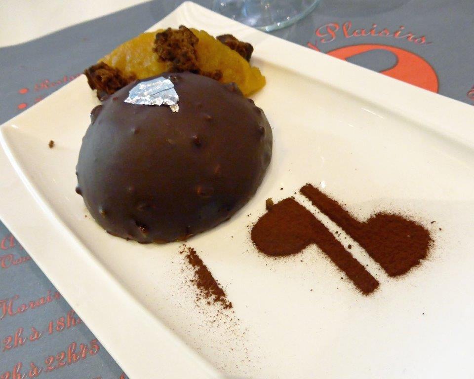 Dôme de mousse chocolat © AA