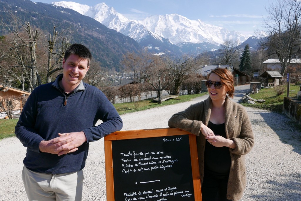 Romain et Olivia Desgranges face au Mont Blanc © GP