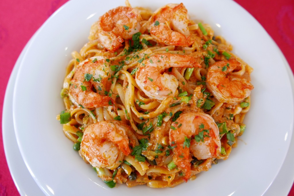 Linguine aux épices indiennes et crevettes © GP