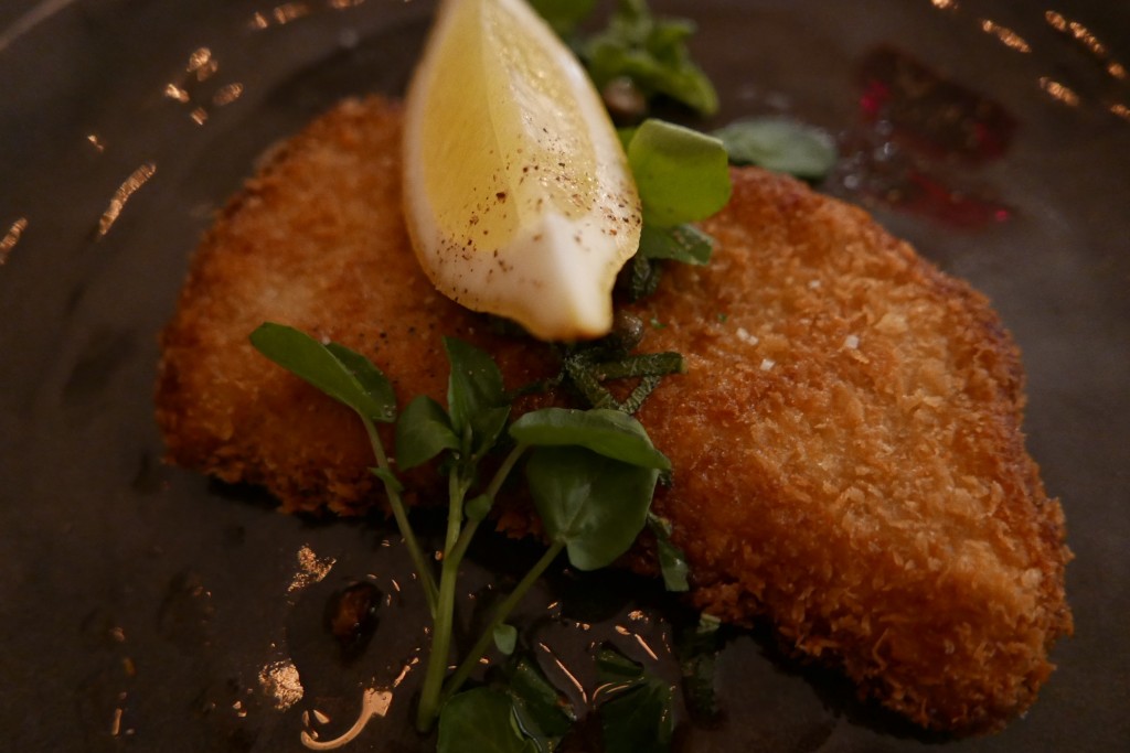 Côtelette de veau milanaise au beurre de sauge et citron © GP