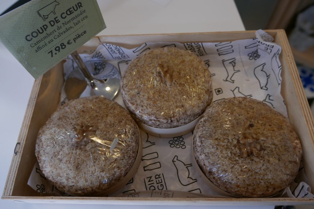 Camembert affiné au calva © GP