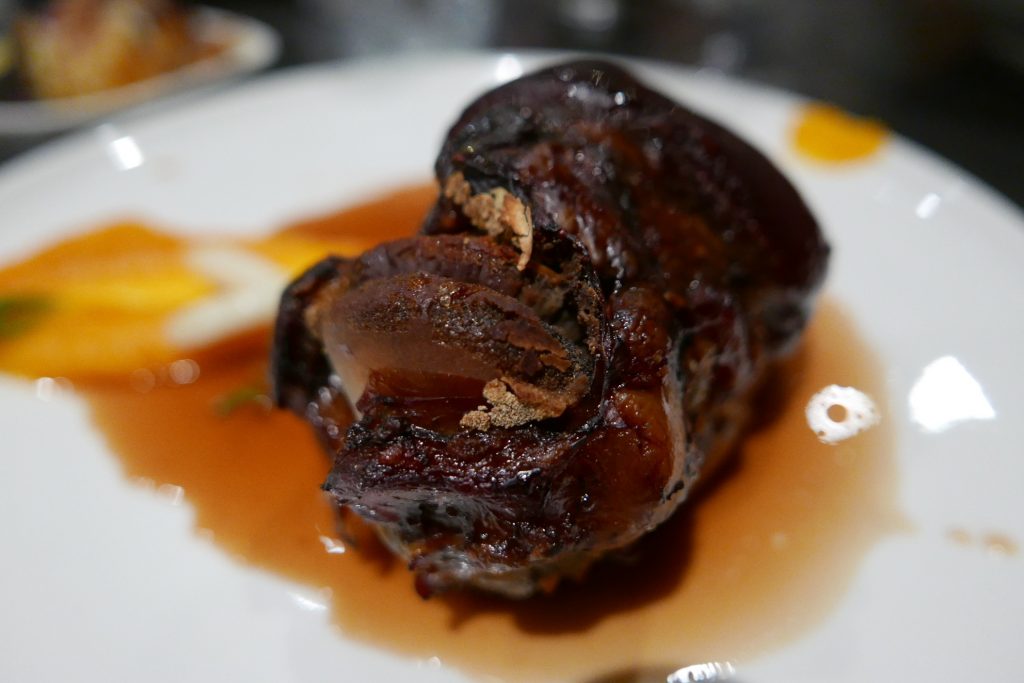 Jarret de porc grillé au miel © GP