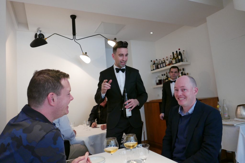 Guillaume au service © GP