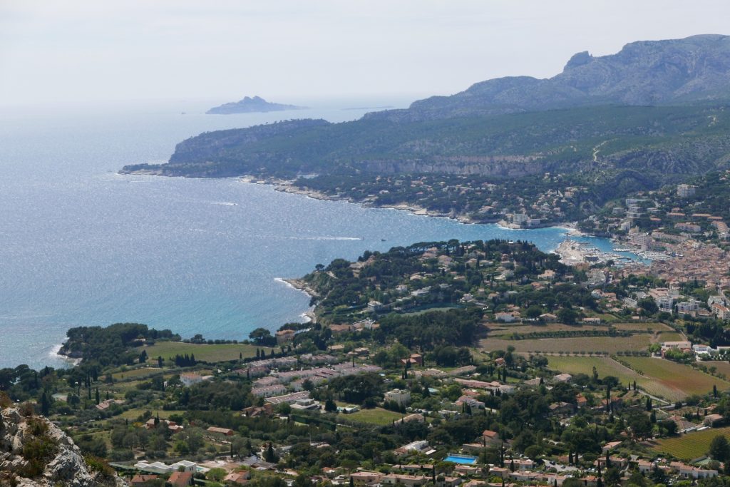 Vue depuis les hauts du Cap Canaille © GP