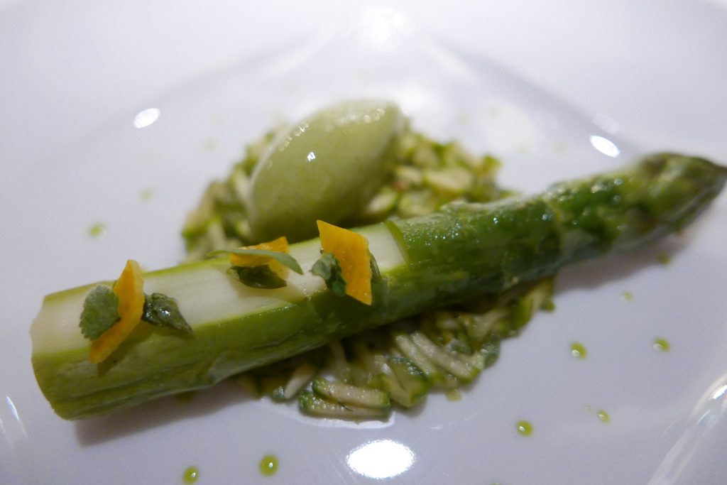 Asperges de Roques Hautes et sa julienne © GP