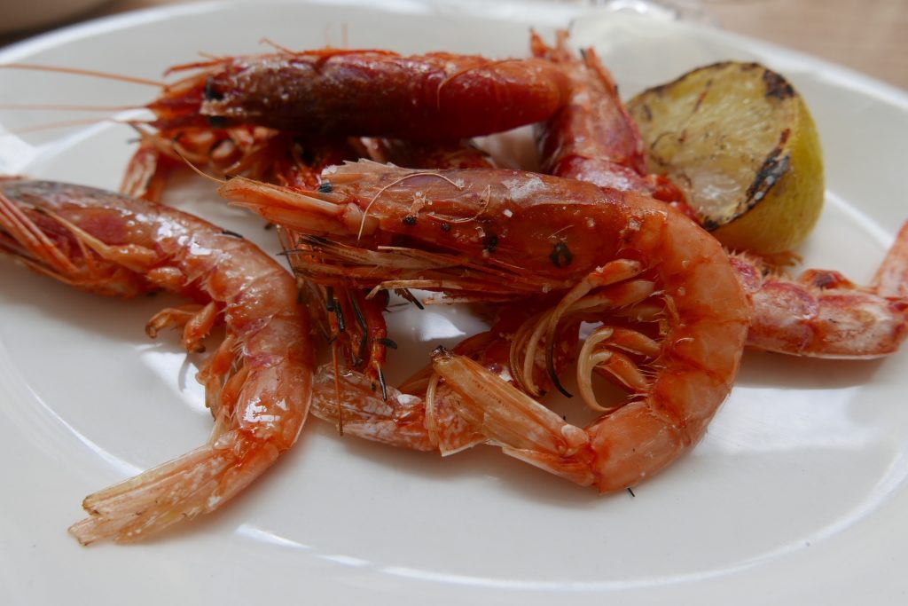 Petites gambas à la braise © GP