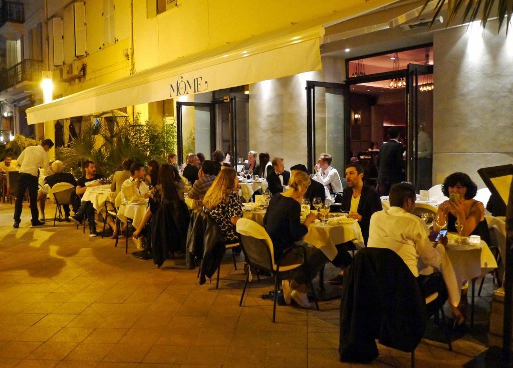 La terrasse de la Môme © AA