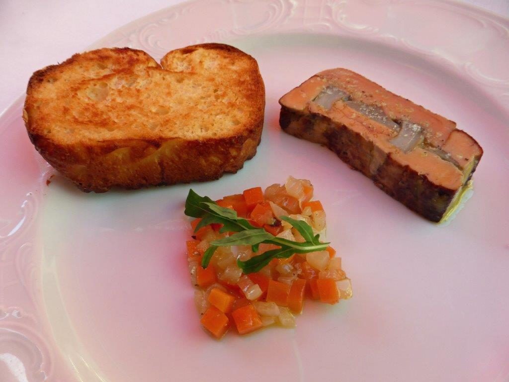 Pressé de foie gras aux artichauts © AA