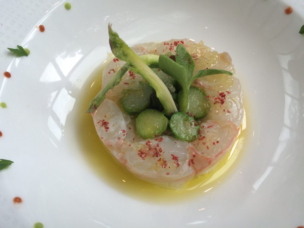 Langoustines marinées aux asperges © GP