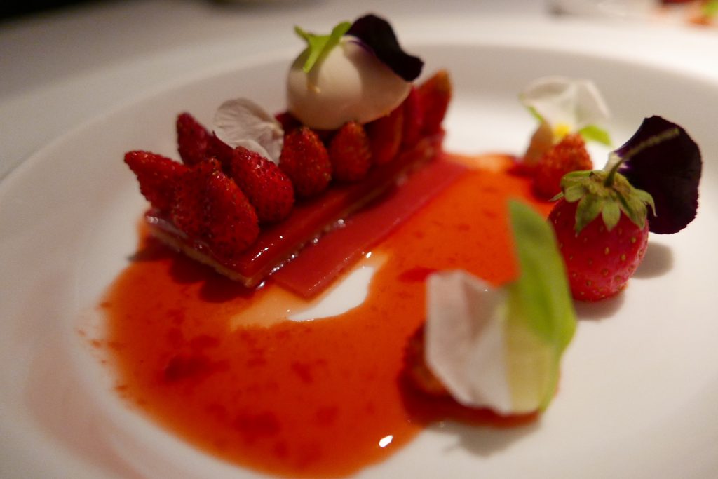 Tarte sablée fraises des bois © GP