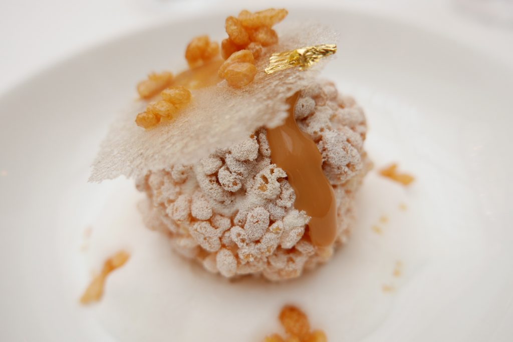 Lait glacé, caramel, riz soufflé © GP