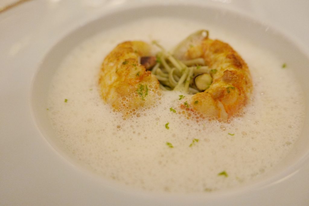 Langoustine, enoki, nage coco-citronnelle © GP