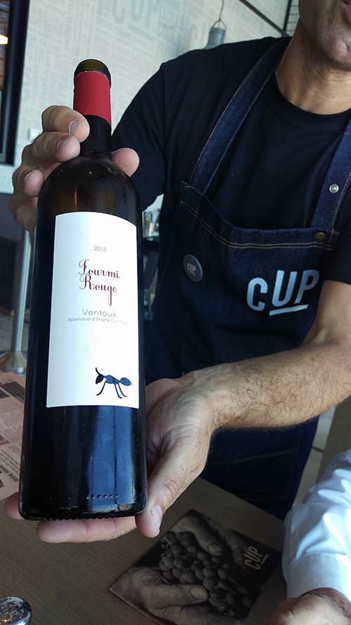 Le service du vins © AN