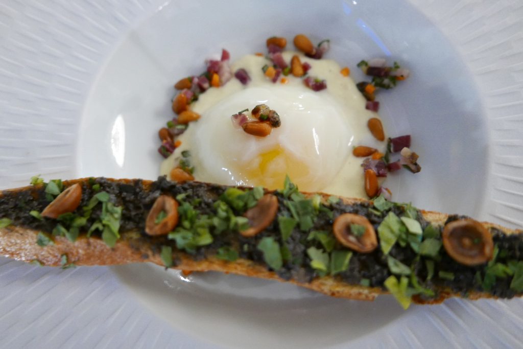 Oeuf parfait, crème de brocciu © GP