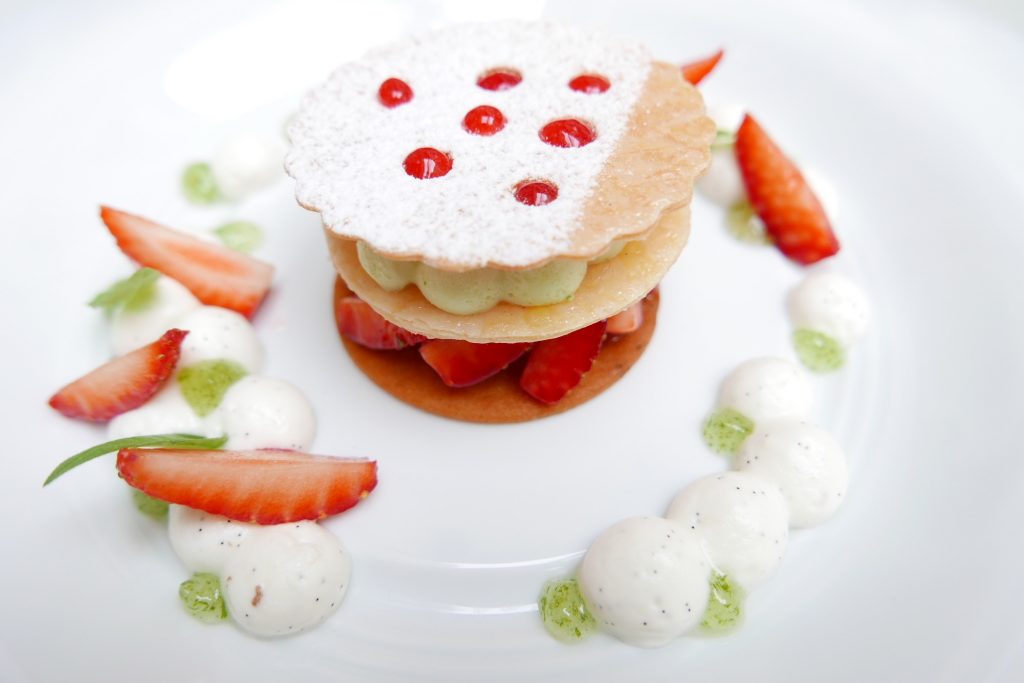 Millefeuille verveine-fraise © GP